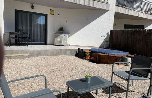 Apartamento con patio y Jacuzzi privado - Foto 11