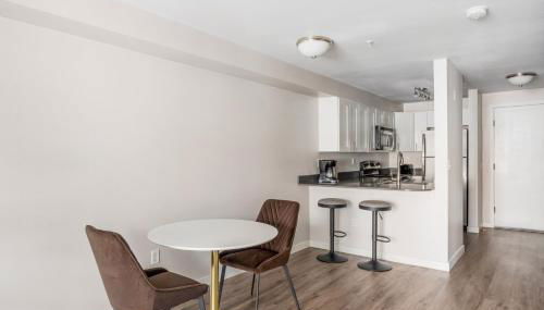 Blueground South Lake Union balcony nr Lake Union SEA-928 - Foto 5, Other