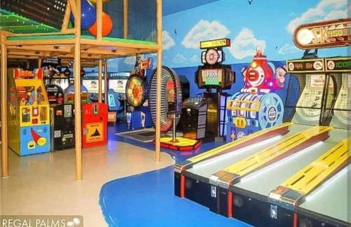 Themed Resort Home 15 min drive to Disney - Foto 37