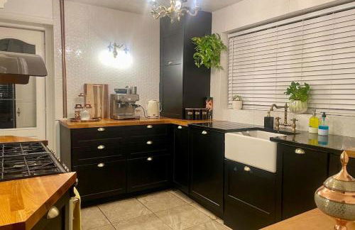 Ivys End Boutique Chic Manor Cottage Elegant & Sophisticated Retreat in Loughborough offering 3bedrooms - Foto 38