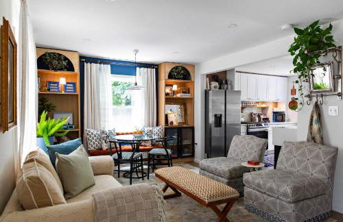 Charming Family Home Sleeps 8 near DC, Historic Old Town VA, & National Harbor - Foto 24