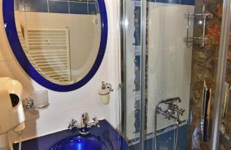 Luxurious Residence at the Village Square - Foto 20