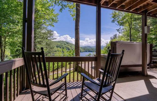 Lakefront Point Retreat on Nantahala Lake with Dock - Foto 39