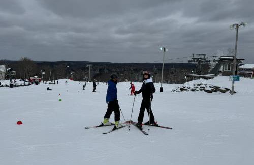 The Flying Dutchman Cottage in amenities filled Masthope community Ski Big Bear - Foto 24