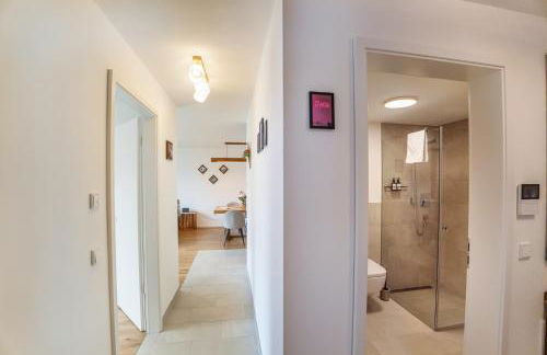 Garten, Küche, Parkplatz & Mehr - Komfort Apartment Bavaria - Foto 22