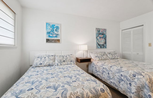 Retro Turtle Reef Condo 1 Block From Beach w Pool - Foto 35