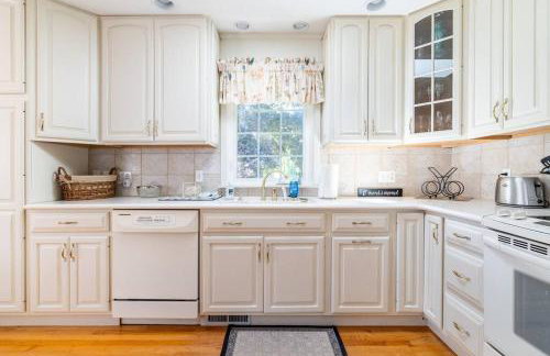 Berkshire Vacation Home in Lee - Pool is Open! - Foto 22