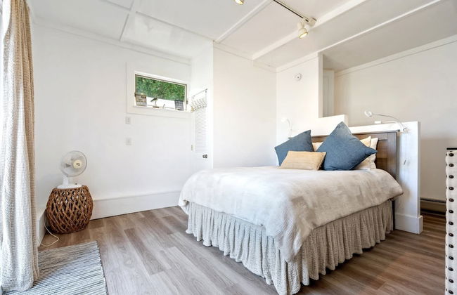 Beachwood Getaway Sleeps 10! - Photo 12