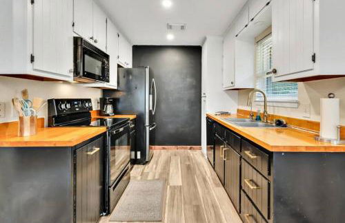 New Cozy Retreat Located 15 Minutes to Waco - Foto 6