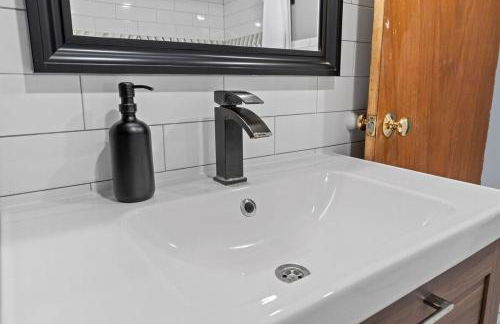 Luxury 8 Bedroom House, Steps to Tropicana, Beach and Boardwalk! - Foto 35