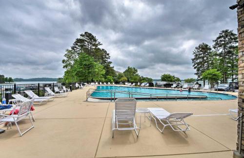 Condo on Lake Keowee with Resort Amenities and Pool! - Foto 23