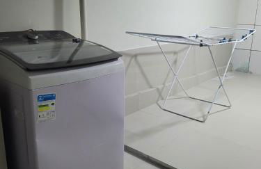 Casa funcional - 02 quartos, 02 camas de casal, 01 cama de solteiro, cozinha gourmet e garagem para carro pequeno - Foto 24