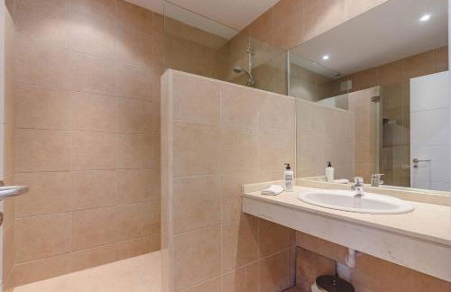 Villa Isabella, Luxury Villa with Heated Pool Ocean View in Adeje, Tenerife - Foto 69