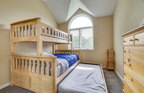 Near Big Boulder Mtn! Home with Fireplace and Games - Foto 22