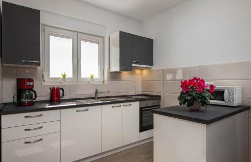 Amazing Home In Pula With Kitchen - Foto 25