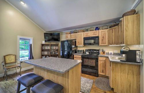 Quiet Studio Escape about 2 Mi to Blue Ridge Parkway! - Foto 20