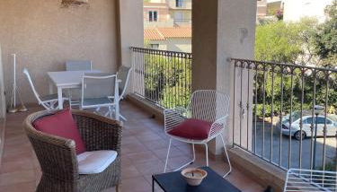 Superbe T2 avec grande terrasse et vue mer Résidence Isola Céleste - Foto 3