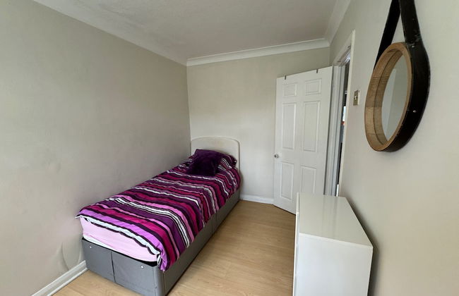 Lovely 2 Bedrooms Flat in South Sutton - Foto 5