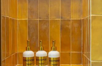 Adam and Cupid - Foto 64