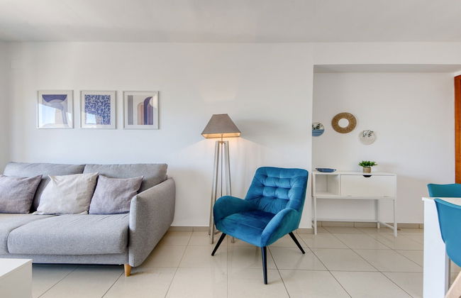 Apartment in Roses Near Sandy Beach - Photo 12