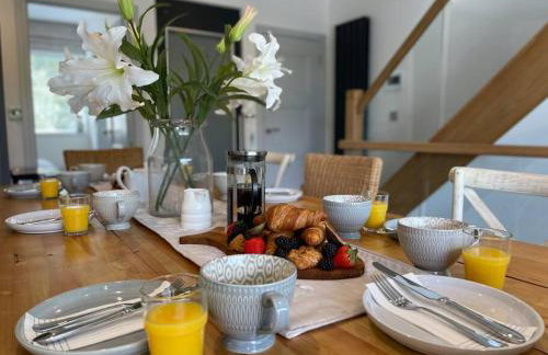 1 The Boatyard - Water fronted, town location & parking for 2 cars - Foto 25