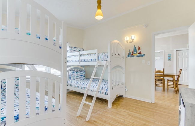 Garden City Beach House Escape! - Foto 8