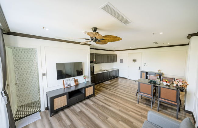 ROBIN HOTEL - Photo 43