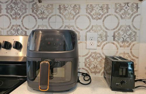 Modern 3BR Home Near Holycross Hospital - Foto 10