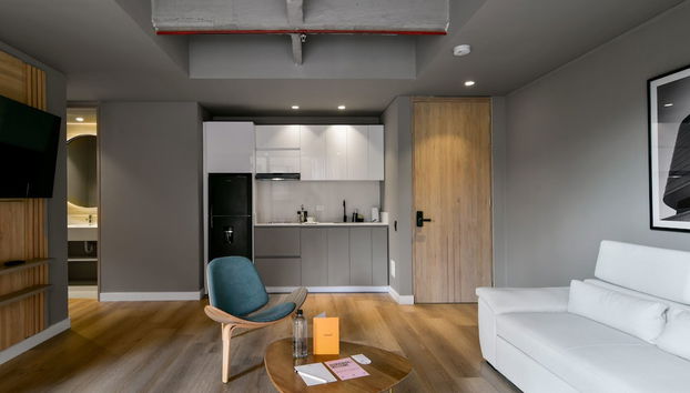 w Cozy 1BR w/ Brilliant Balcony in Unicentro - Foto 4, Habitación