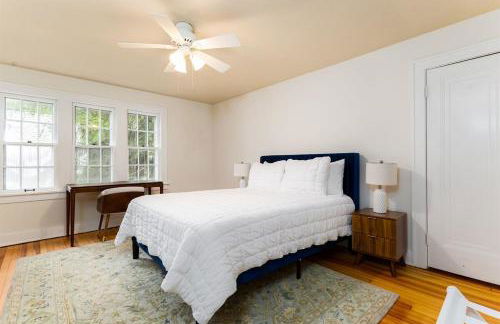 Clover Retreat - 3B 2BA Home 1 mi to ND - Foto 30