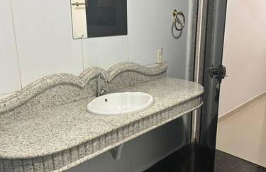 Apartamento completo ao lado praça dos girassóis - Photo 6