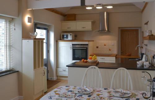 Trezeal Barn - Photo 5