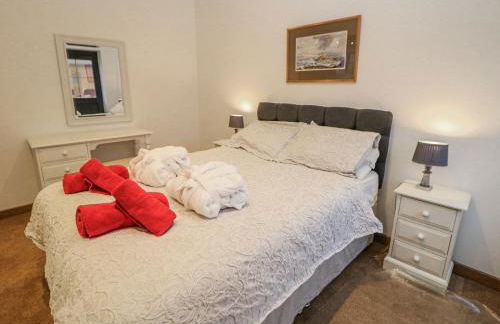 Courtyard View - Photo 16