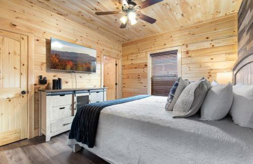 Smoky Bear Splash Top Rated Private Pool Cabin with Hot Tub, Mtn Views, Arcade Games, Excellent Location - Foto 41