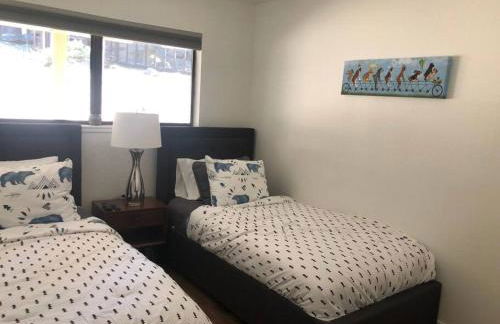 Fun & Air Conditioned Lake Tahoe 3 BR/2.5 BA Home - Foto 35