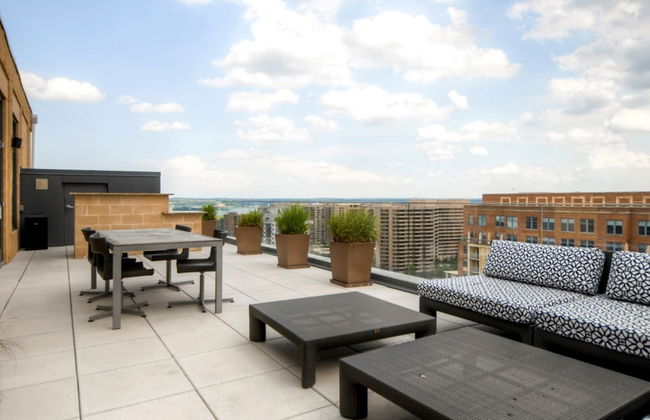 Bluebird Suites in Pentagon City - Photo 39