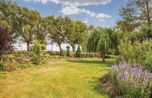 2 Bedroom Beautiful Home In Nowe Warpno - Foto 15