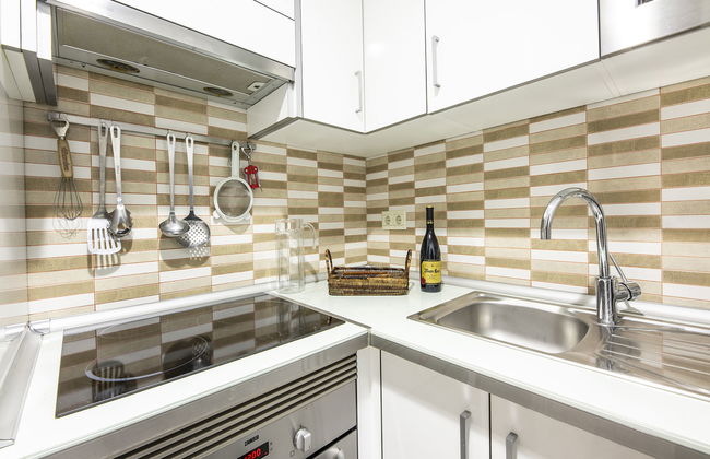 2 bedroom Apartment in Marbella with swimming pool and terrace - Photo 8