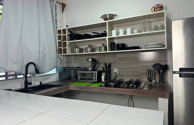 Paradise Awaits in This Seaside Escape! - Foto 24