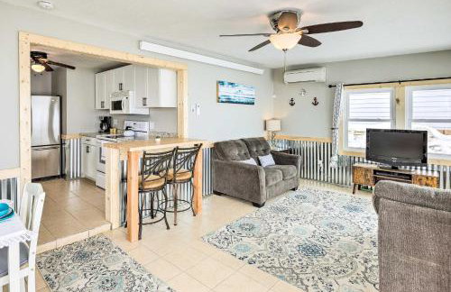 Lakefront Vacation Rental with Fire Pit and Dock! - Foto 1