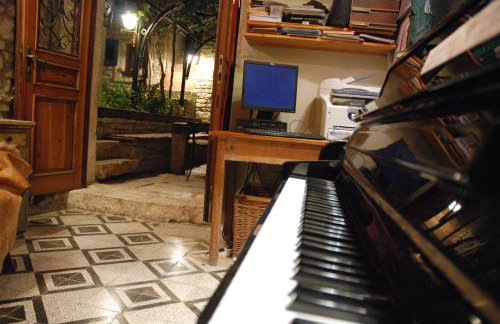 Kamene Priče rooms, music and food - Photo 64