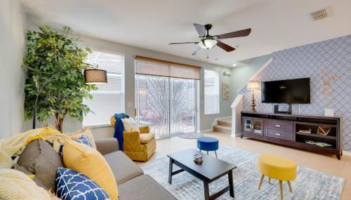 15 Mi to Disney Kissimmee Townhome with Patio - Foto 1