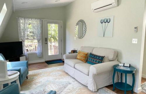 Newly Renovated Carriage House Near Town & Beaches - Foto 31