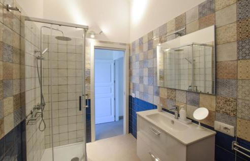 5 Bedroom Nice Home In Bovalino - Foto 26