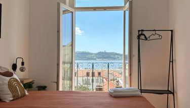 Belém Apartment with Tagus River View - Photo 3, towels
