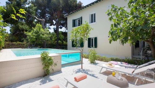 Glyfada Villa 6BR 16ppl Private Pool 300m to Beach - Foto 1, Garden, Garden view