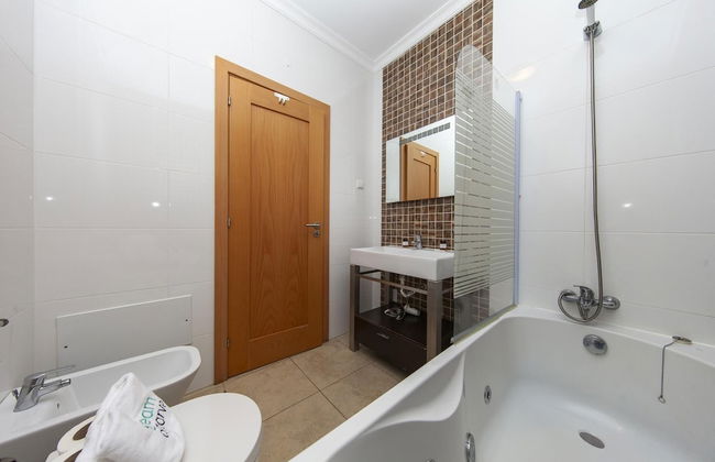 A04 - Large Modern 1 bed Apartment with pool by DreamAlgarve - Foto 17