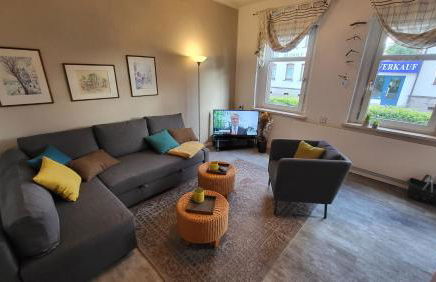 Apartments am Saalebogen mit Gartenterrasse, Grillkamin und freie Parkplätze - Foto 16