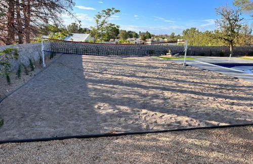 Private Beach Volleyball Pool Retreat - Foto 3