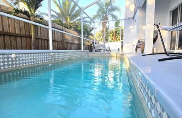 Pool house Best location in Wesley Chapel - Photo 72